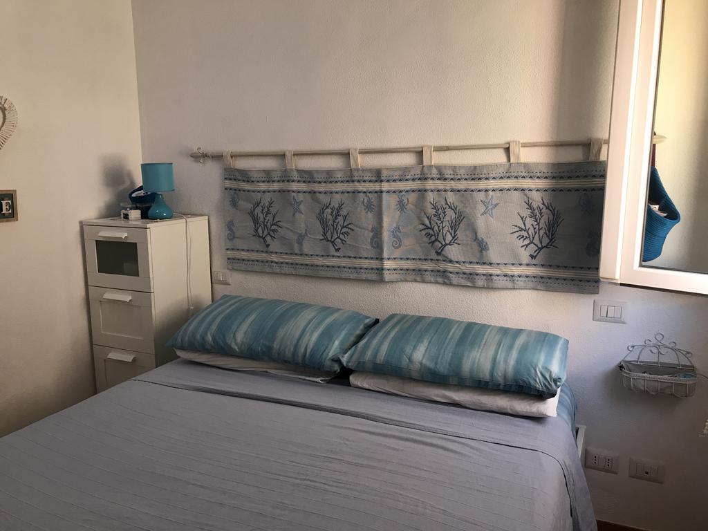 Villanova MonteleoneH24 Vacanzeアパートメント エクステリア 写真